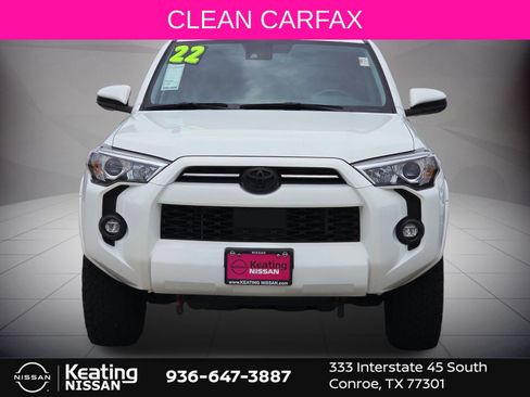 Used 2022 Toyota 4Runner SR5 AWD/4WD image 4