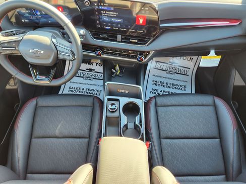 New 2026 Chevrolet Equinox RS w/ Convenience Package III image 10