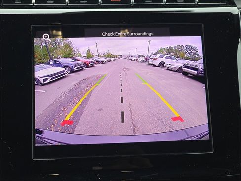 New 2025 Jeep Grand Cherokee Laredo w/ Luxury Tech Group I image 23