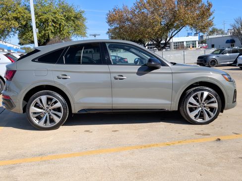 Used 2023 Audi SQ5 Prestige w/ Prestige Package image 6