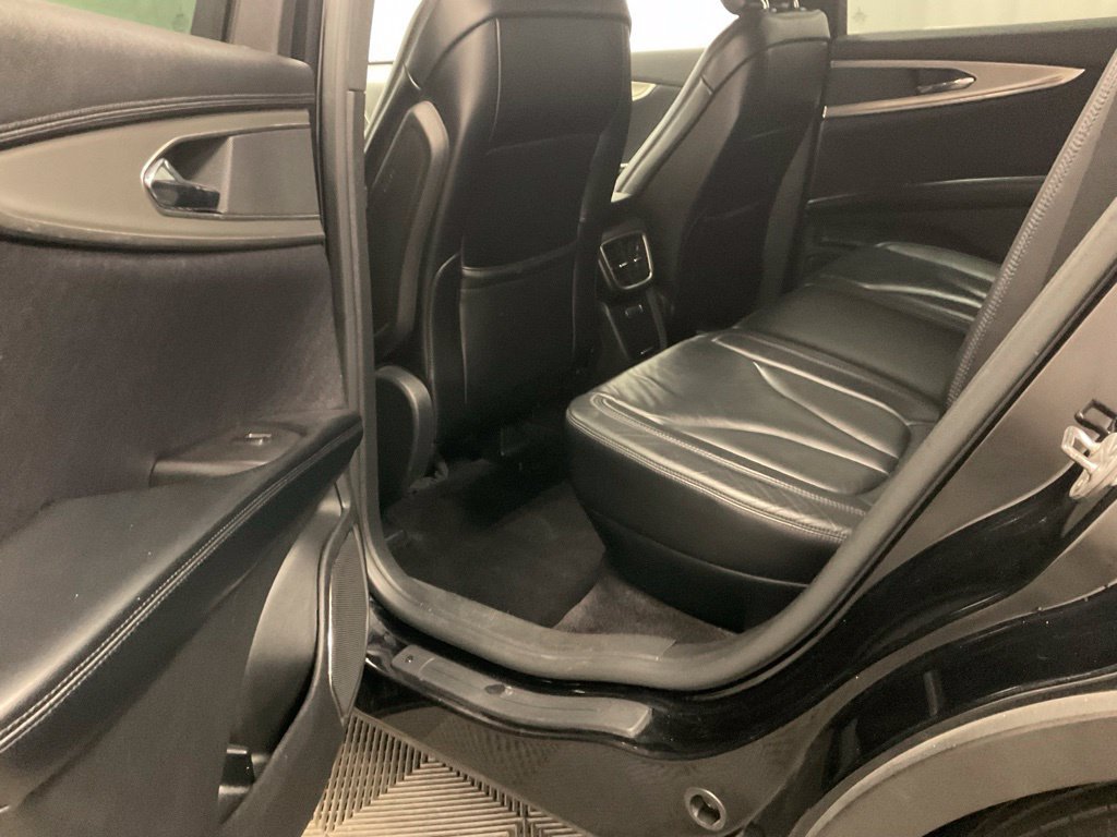 Used 2016 Lincoln MKX Select w/ Select Plus Package AWD/4WD image 28