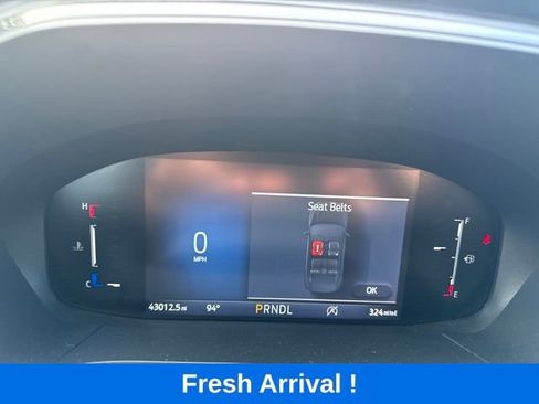 Used 2025 Ford Escape ST-Line FWD image 5
