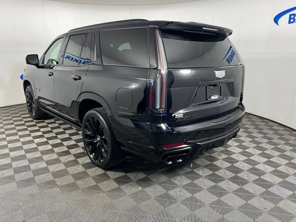 Used 2026 Cadillac Escalade V w/ LPO, ONYX Package AWD/4WD image 3