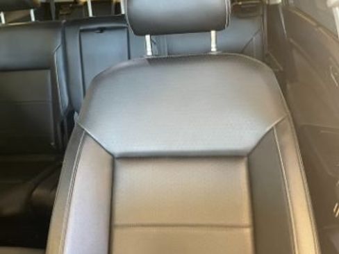 Used 2023 Volkswagen Atlas SE AWD/4WD image 12