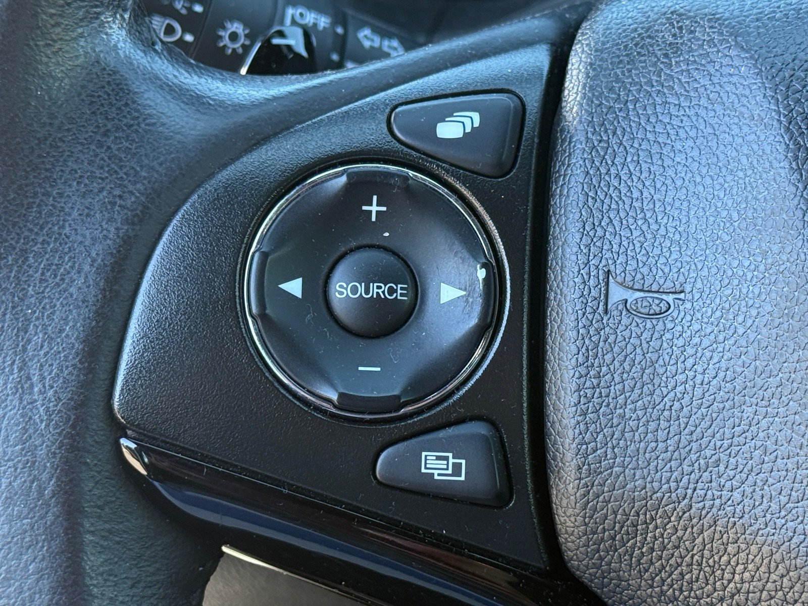 Used 2019 Honda HR-V Sport image 22