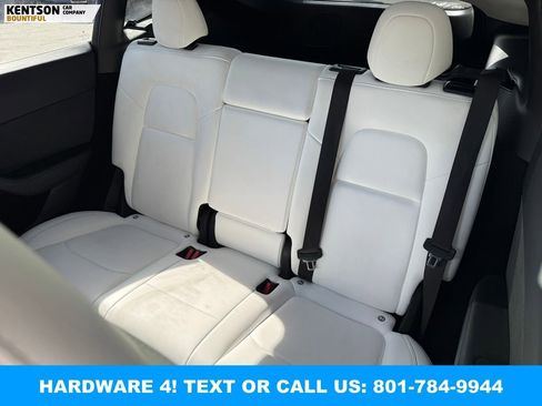 Used 2023 Tesla Model Y Long Range AWD/4WD image 32