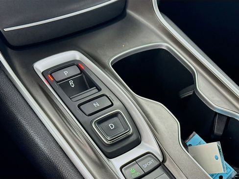 Used 2023 Honda Accord Sport image 16