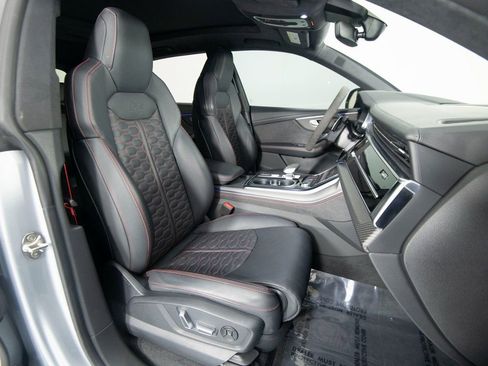 Used 2024 Audi RS Q8 image 32