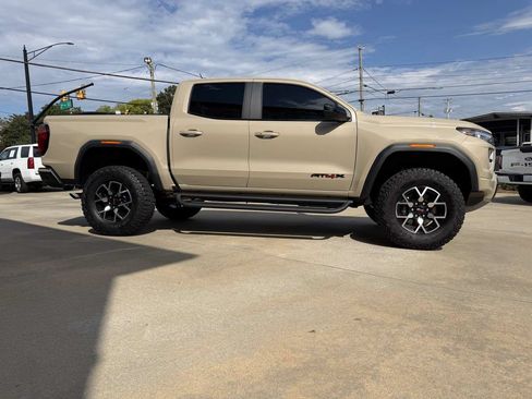 Used 2023 GMC Canyon AT4X AWD/4WD image 5