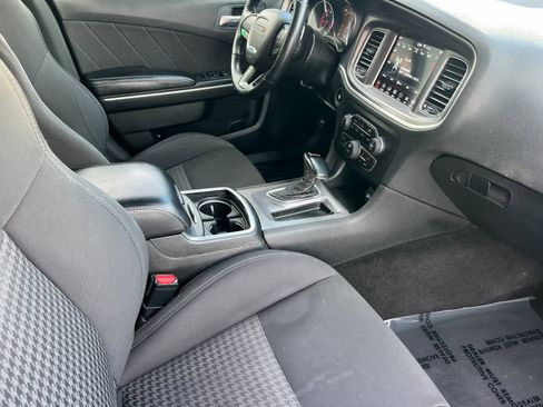 Used 2019 Dodge Charger GT image 15