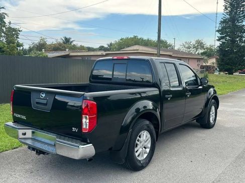Used 2021 Nissan Frontier SV w/ SV Utility Package RWD image 4