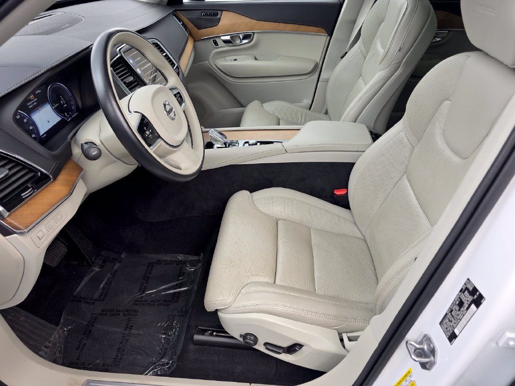 Used 2020 Volvo XC90 T8 Inscription w/ Protection Package AWD/4WD image 9
