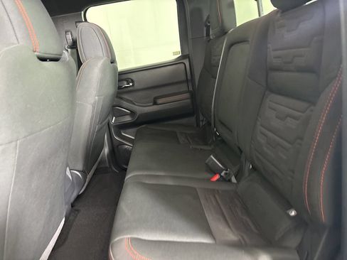 Used 2025 Nissan Frontier PRO-4X AWD/4WD image 25