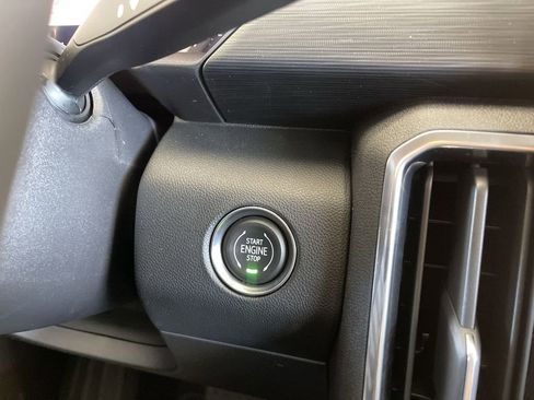 New 2026 GMC Acadia Elevation w/ Black Edition FWD image 17