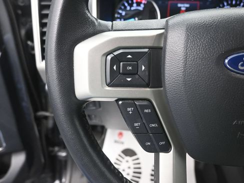 Used 2022 Ford F250 Lariat w/ Lariat Ultimate Package AWD/4WD image 31