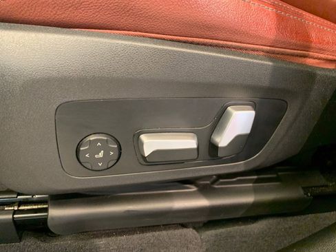 Used 2023 BMW X3 xDrive30i w/ Premium Package w/ZPA image 17