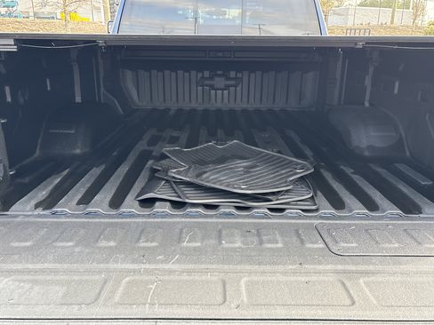 Used 2021 Chevrolet Silverado 2500 LTZ w/ LTZ Convenience Package image 34