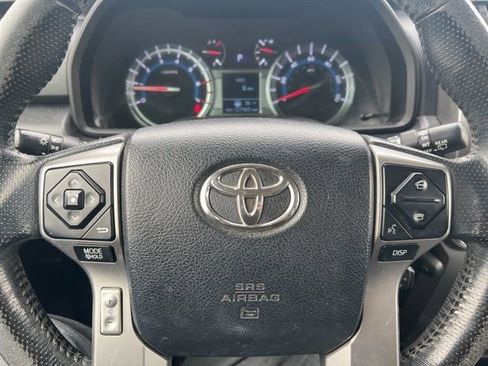 Used 2014 Toyota 4Runner SR5 AWD/4WD image 8