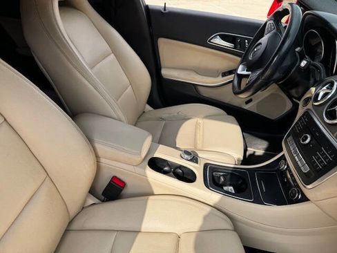 Used 2018 Mercedes-Benz CLA 250 image 28