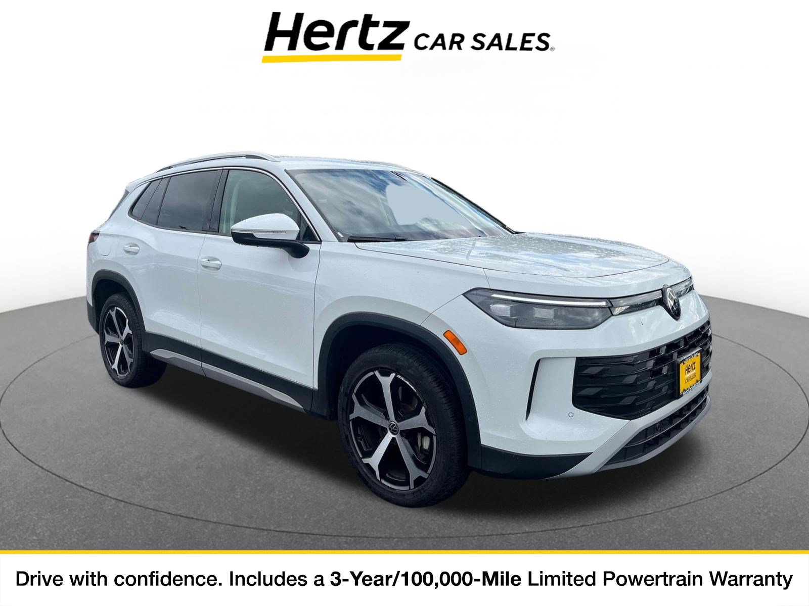 Used 2026 Volkswagen Tiguan SE AWD/4WD image 1