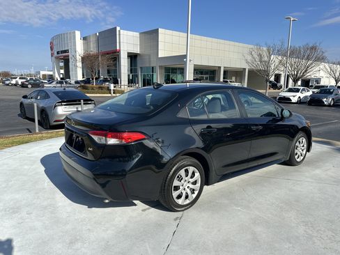 Certified 2024 Toyota Corolla LE image 10