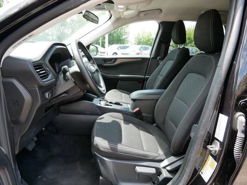 Used 2025 Ford Escape Active AWD/4WD image 14