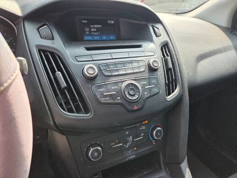 Used 2016 Ford Focus S FWD image 12