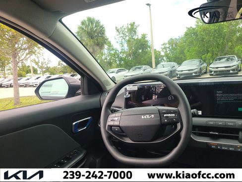 New 2026 Kia K4 FWD image 20