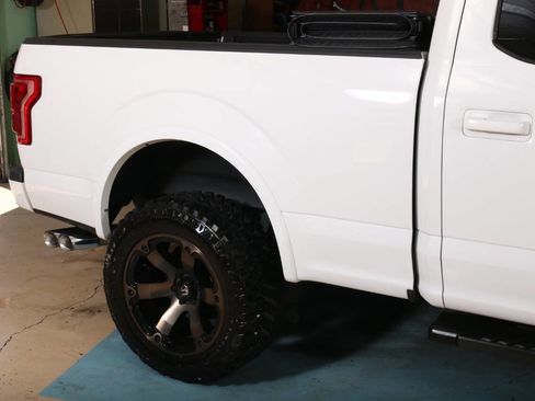 Used 2016 Ford F150 Lariat w/ Equipment Group 502A Luxury AWD/4WD image 21