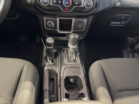 Used 2020 Jeep Wrangler Unlimited Sport AWD/4WD image 26