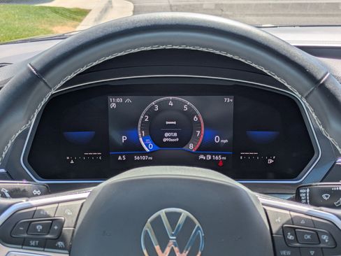 Used 2022 Volkswagen Tiguan SE AWD/4WD image 24