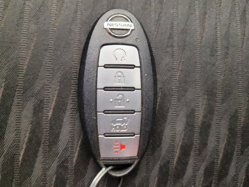 Used 2020 Nissan Rogue SV AWD/4WD image 32