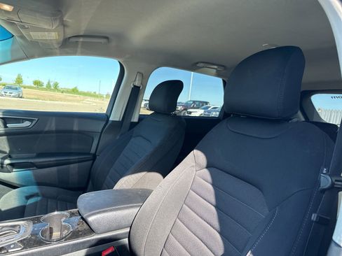 Used 2016 Ford Edge SE AWD/4WD image 5