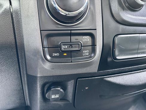 Used 2019 RAM 1500 Express w/ Express Value Package AWD/4WD image 11