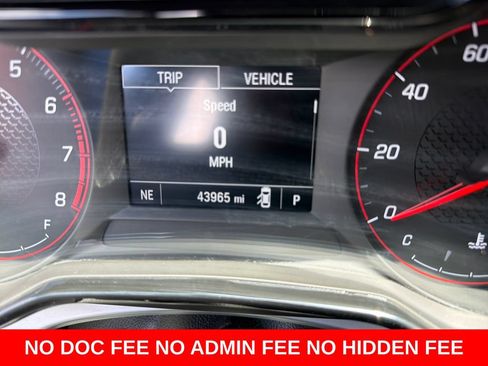 Used 2025 Chevrolet Trax RS w/ Driver Confidence Package FWD image 19