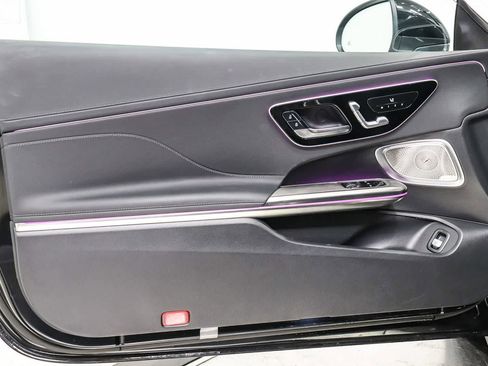 Certified 2026 Mercedes-Benz CLE 300 4MATIC Coupe image 22