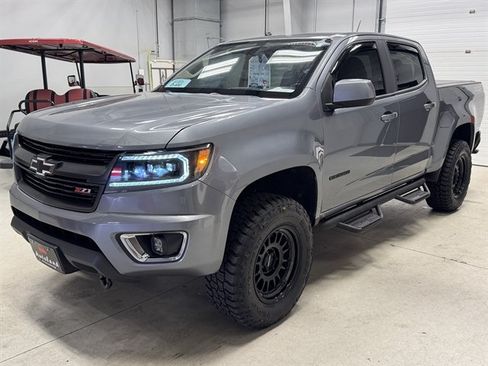 Used 2019 Chevrolet Colorado Z71 AWD/4WD image 6