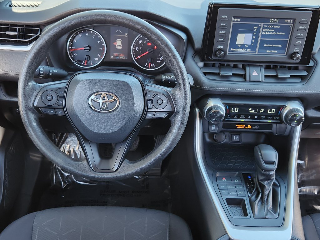Used 2019 Toyota RAV4 XLE AWD/4WD image 3