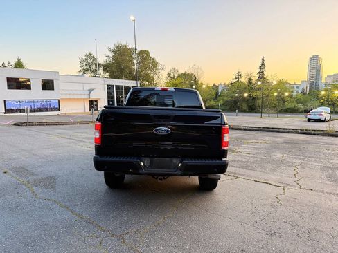 Used 2018 Ford F150 XLT w/ Equipment Group 302A Luxury AWD/4WD image 9