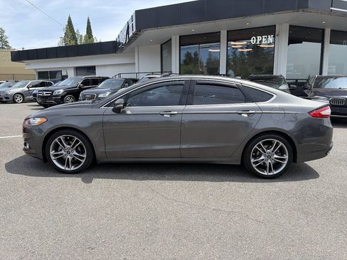 Used 2016 Ford Fusion Titanium AWD/4WD image 2
