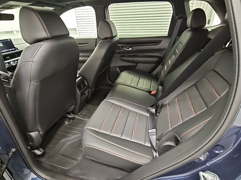 Used 2025 Honda CR-V Sport-L image 32