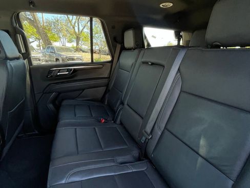 Used 2025 Chevrolet Tahoe LT image 24