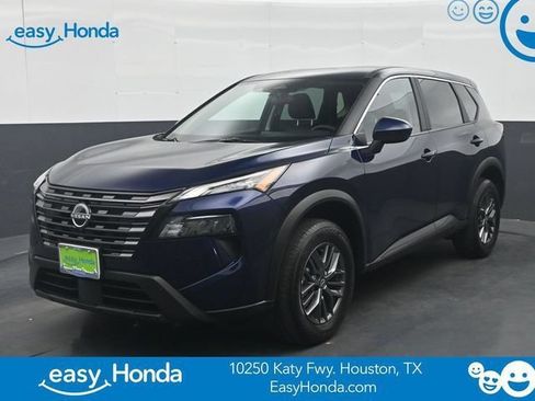 Used 2026 Nissan Rogue SV FWD image 1