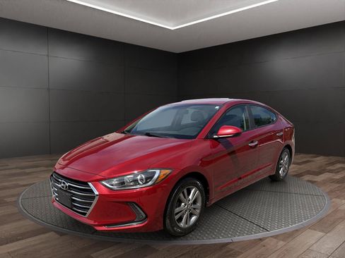 Used 2017 Hyundai Elantra SE w/ SE A/T Tech Package 03 FWD image 4