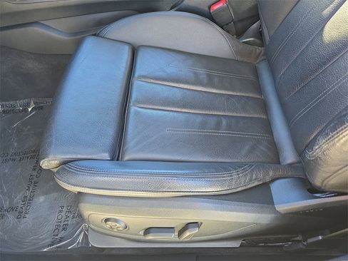 Used 2018 Audi A4 2.0T Premium Plus w/ Premium Plus Package image 31