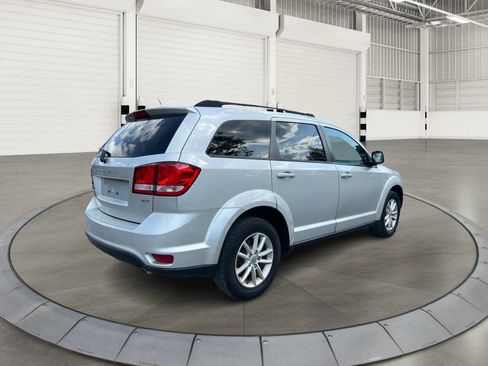 Used 2014 Dodge Journey SXT w/ Flexible Seating Group AWD/4WD image 3