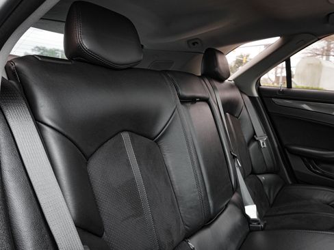 Used 2011 Cadillac CTS V image 34