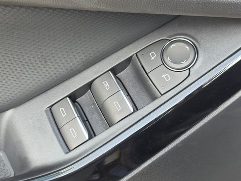 New 2027 Chevrolet Equinox RS w/ Safety and Technology Package FWD image 24