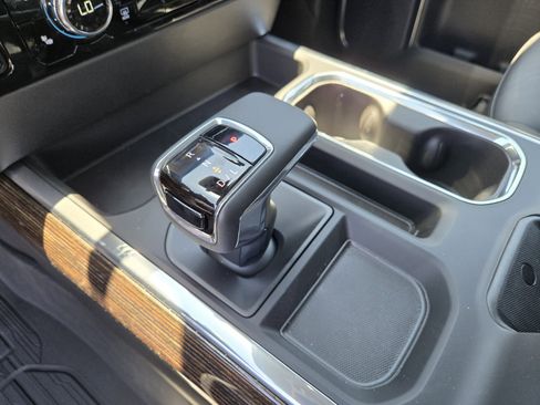 New 2025 GMC Sierra 1500 Elevation w/ Elevation Premium Package image 13