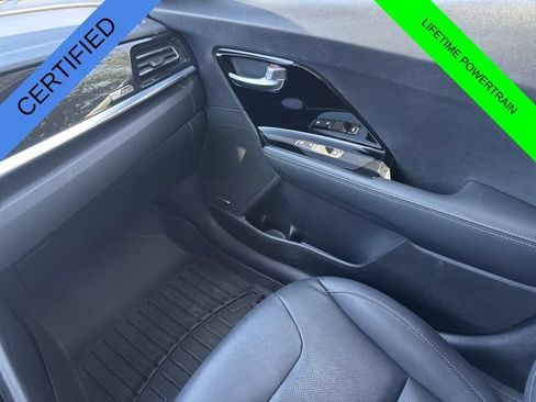Used 2020 Kia Niro EX Premium FWD image 20